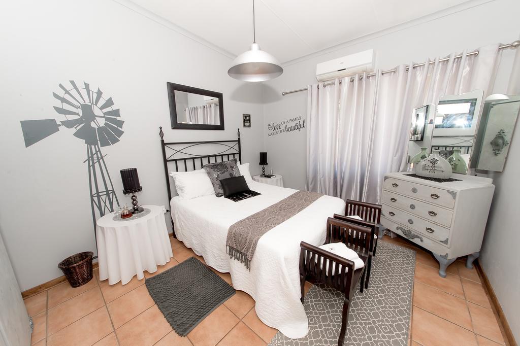 Tarentaalrand Guesthouse Upington Luaran gambar